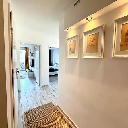 Ohmyhome Panorama W Centrum Warszawy Z Widokiem Na Palac Kultury * Varsóvia